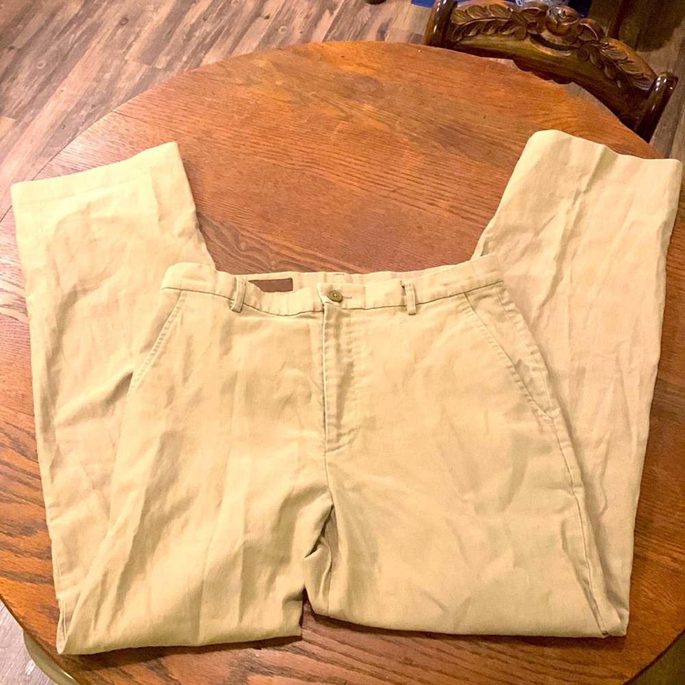 Men’s Perry Ellis Khakis Size 31 W and 30 L